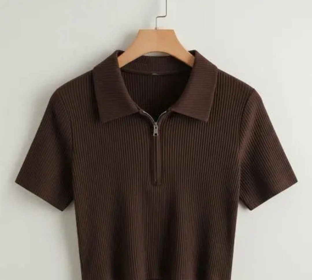 Women's Coller Jipper Crop Top And Tshirt